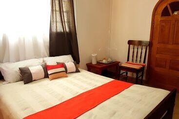هتل Le Trianon