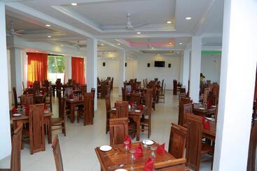 هتل Sanmark