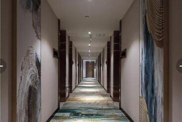 T Social Hotel Guangzhou Railway Station Branch
