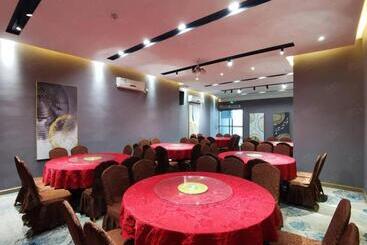 T Social Hotel Guangzhou Railway Station Branch