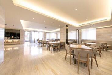 Ji Hotel Shanghai Guangda Liuzhou Road