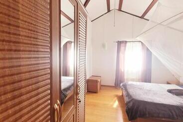 تختخواب و صبحانه Sannyasa Wellness And Spa