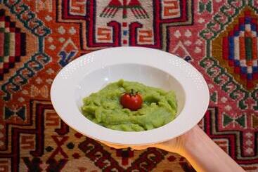 تختخواب و صبحانه Toon Armeni Guest House