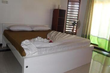 Bee Nest Bed & Breakfast
