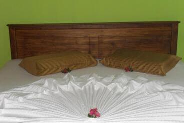 Bee Nest Bed & Breakfast