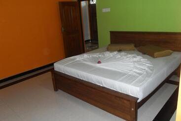 Bee Nest Bed & Breakfast
