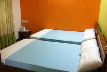 Bee Nest Bed & Breakfast