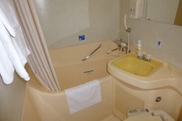 هتل Crown Hills Fukushima