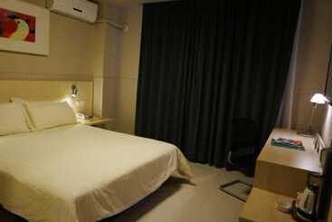 هتل Jinjiang Inn Foshan Zumiao Qinren Road