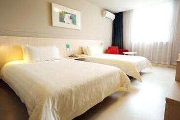 هتل Jinjiang Inn Nanjing North Daqiao Road