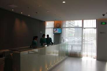 هتل Jinjiang Inn Zhuhai Xiangzhou Innter City Bus Stat