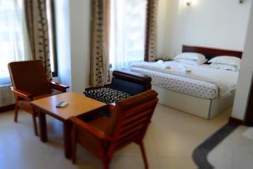 هتل Florida Executive Inn