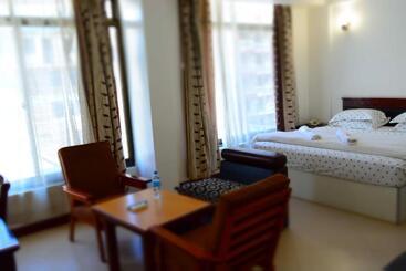 هتل Florida Executive Inn