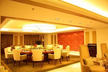 هتل Wuhan Oriental Jianguo
