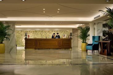 هتل Wuhan Oriental Jianguo