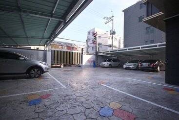 Jinju Gng Motel