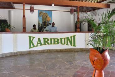 استراحتگاه Karibuni Hotel & Villas