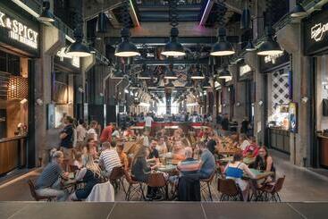 هتل Montownia Lofts & Experience