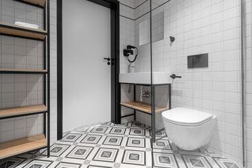 هتل Montownia Lofts & Experience