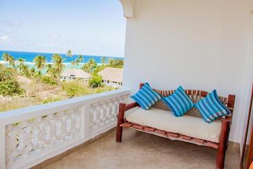 Hillpark Amare Resort