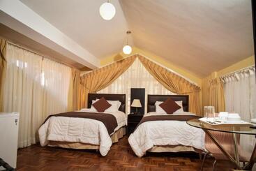 مسافرخانه Bolivian Rooms & Suites