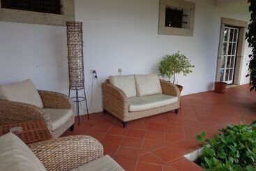 هتل Casa De Canilhas
