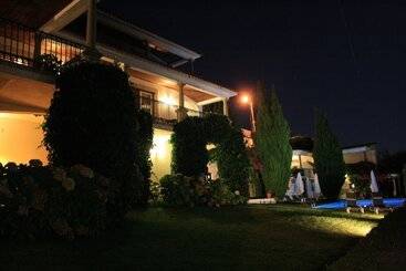 هتل Casa De Canilhas