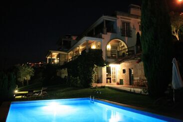 هتل Casa De Canilhas