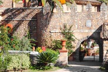 هتل Finca Ca N Ai  Adults Only