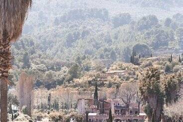 هتل Finca Ca N Ai  Adults Only
