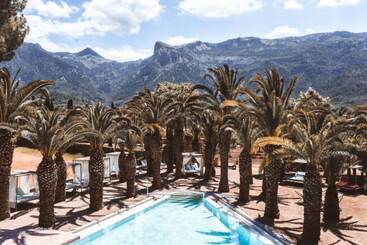 هتل Finca Ca N Ai  Adults Only