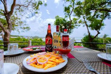هتل Rest House Hambantota