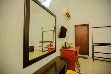 هتل Rest House Hambantota