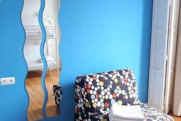 Leon Hostel
