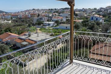 Act Art Skiathos