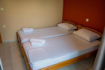 Act Art Skiathos