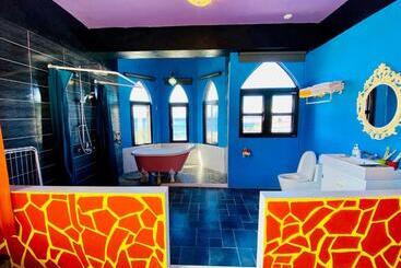 تختخواب و صبحانه 綠島寧靜海潛水 城堡館 Twinkleocean Diving Hostel