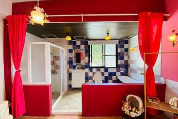 تختخواب و صبحانه 綠島寧靜海潛水 城堡館 Twinkleocean Diving Hostel