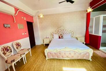 تختخواب و صبحانه 綠島寧靜海潛水 城堡館 Twinkleocean Diving Hostel