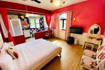 تختخواب و صبحانه 綠島寧靜海潛水 城堡館 Twinkleocean Diving Hostel