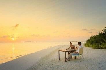 استراحتگاه  dhigali Maldives   Premium All Inclusive