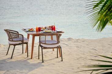 استراحتگاه  dhigali Maldives   Premium All Inclusive