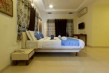 ホテル Vibrant Jubilee Hills