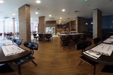 酒店 Best Western Plus Premium Inn