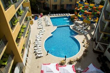 酒店 Best Western Plus Premium Inn
