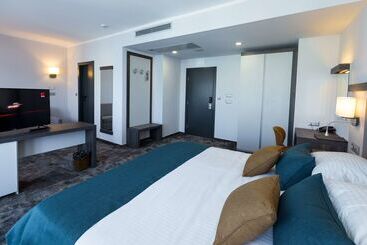 酒店 Best Western Plus Premium Inn