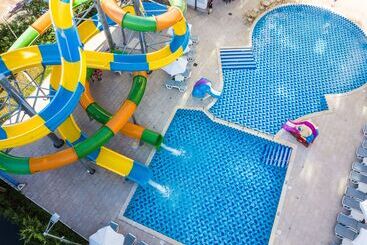 酒店 Best Western Plus Premium Inn