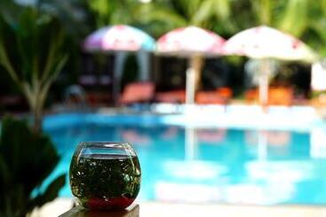 هتل Camellia Resort & Spa