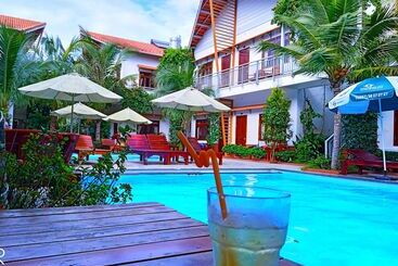 هتل Camellia Resort & Spa
