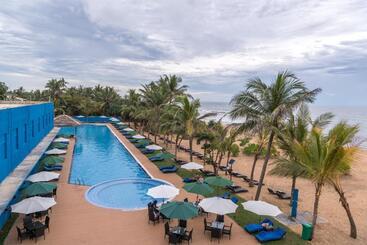 هتل Jie Jie Beach